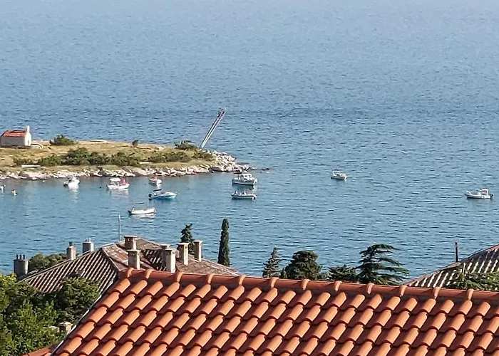 Apartament Nensi With A Wonderful View Novi Vinodolski
