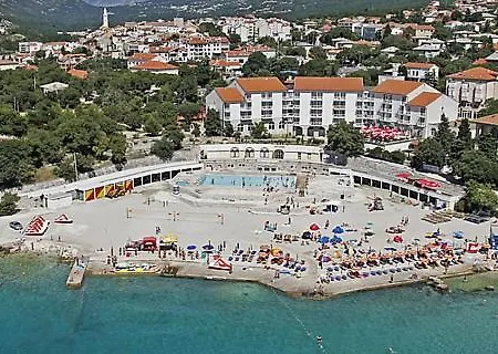 Nensi With A Wonderful View Apartment Novi Vinodolski