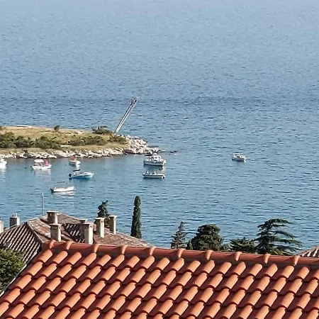 Apartment Nensi With A Wonderful View Novi Vinodolski