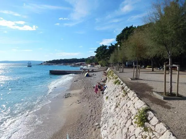Nensi With A Wonderful View